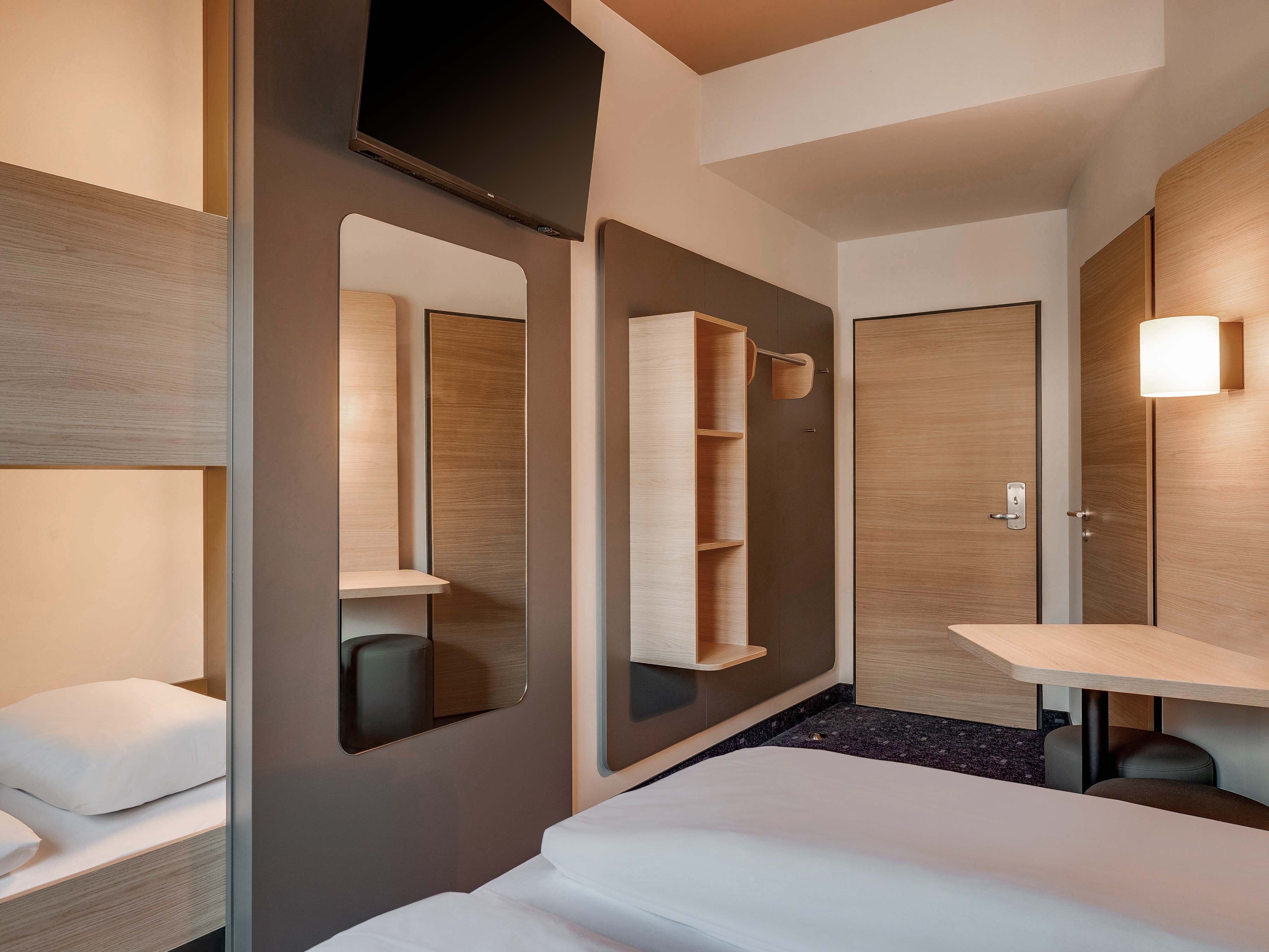 Фото B&b Hotel Oldenburg