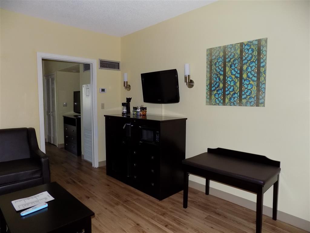 Фото Best Western Plus Deerfield Beach Hotel & Suites
