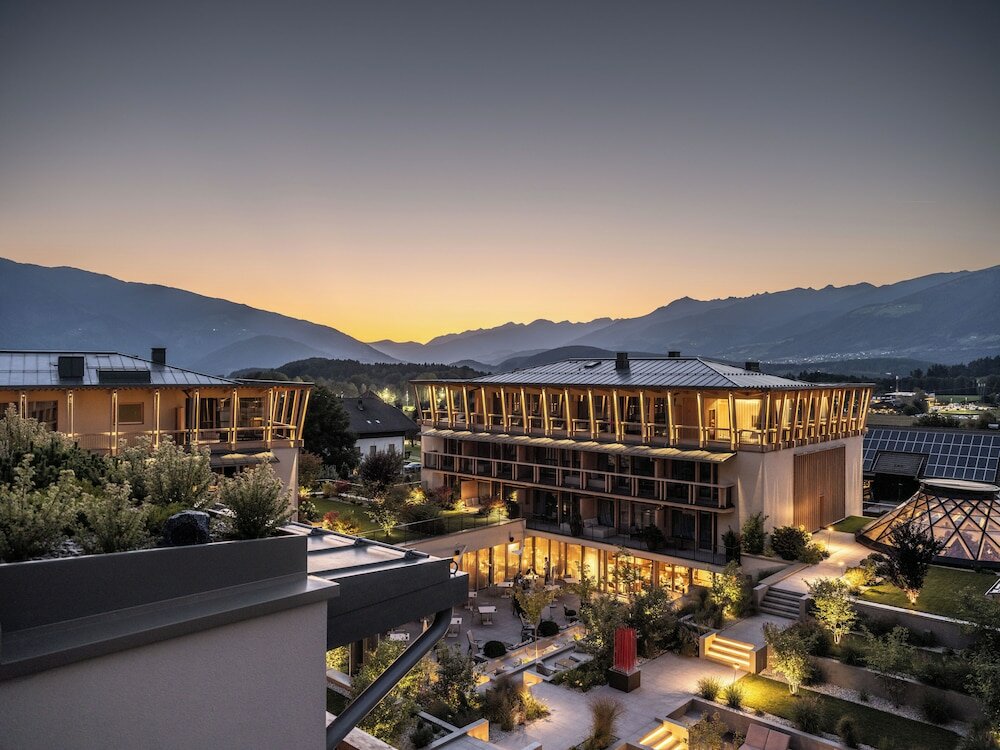 Фото Falkensteiner Hotel Kronplatz