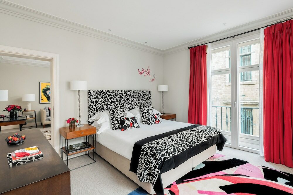 Фото Hotel Amigo