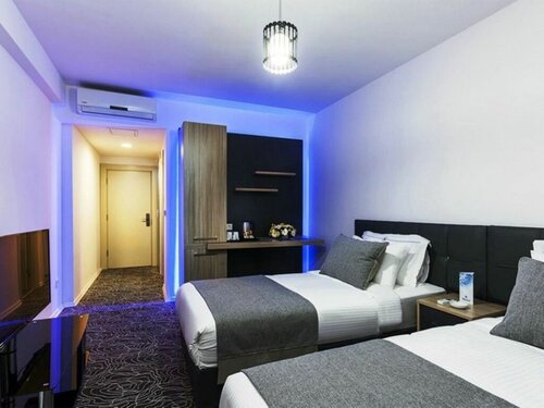 Апартаменты Live Suites в Эсенъюрте