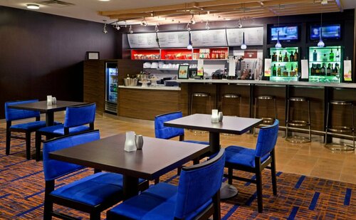 Гостиница Courtyard by Marriott Toronto Markham в Маркеме