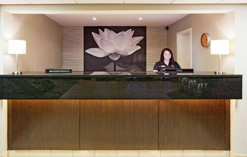 Гостиница La Quinta Inn by Wyndham Oshkosh в Ошкоше