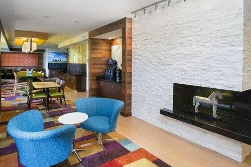 Гостиница Fairfield Inn & Suites Quincy в Куинси
