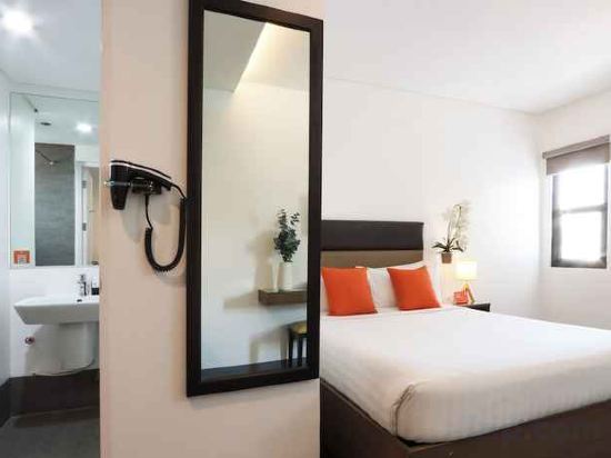 Фото Privato Makati