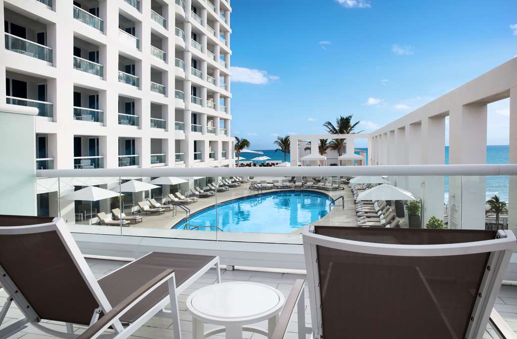 Фото Conrad Fort Lauderdale Beach