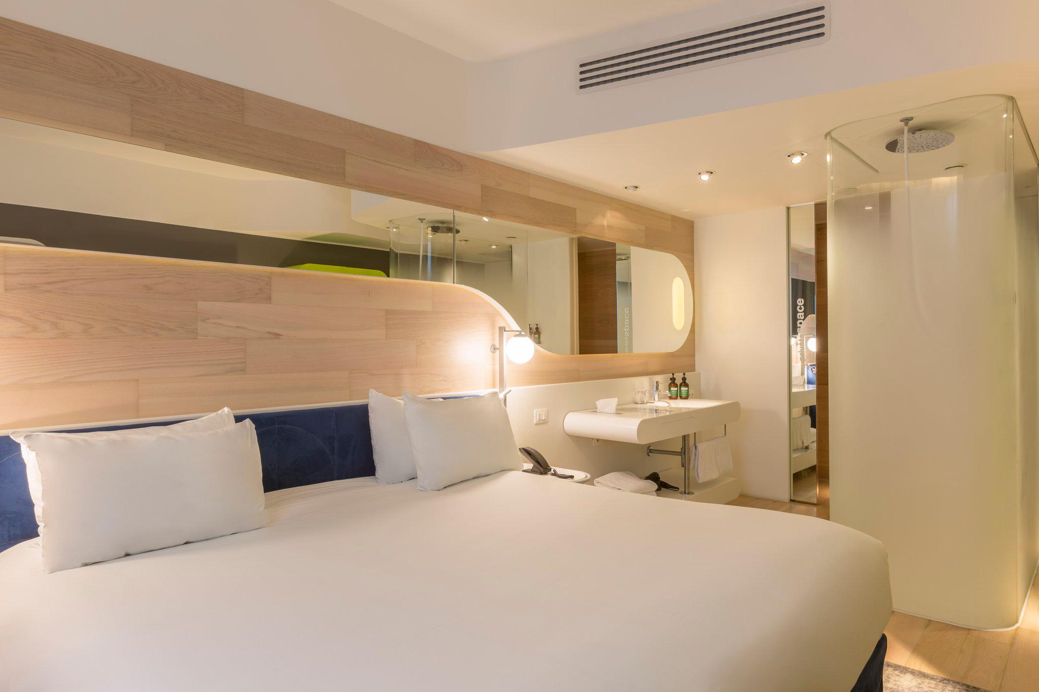 Фото Voco Milan - Fiere, an Ihg Hotel