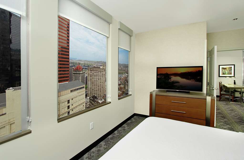 Фото Embassy Suites by Hilton Pittsburgh Downtown