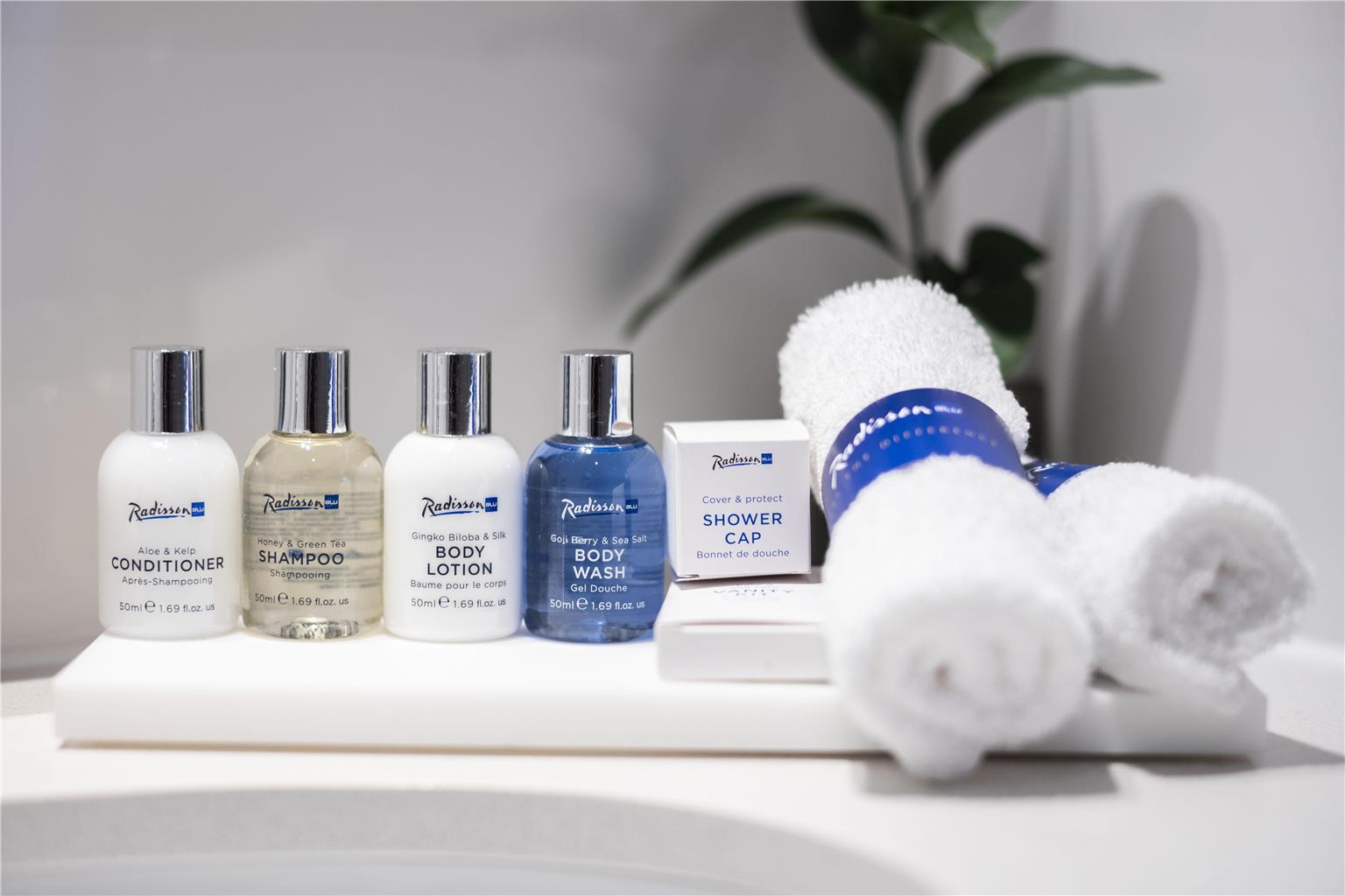 Фото Radisson Blu Hotel & SPA, Nashik