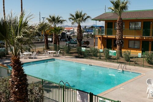 Гостиница Budgetel Inn & Suites Yuma в Юме