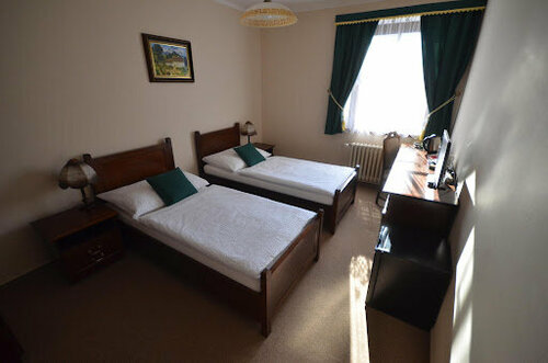 Гостиница Villa Žerotín Penzion Bed & Breakfast в Шумперке