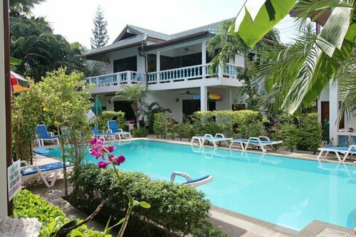 Ya Nui Resort