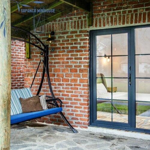 Гостиница Sapanca Mini House в Дербенте Картепе