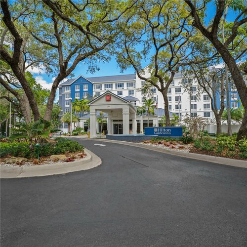 Гостиница Hilton Garden Inn Fort Lauderdale Airport-Cruise Port в Дания Бич