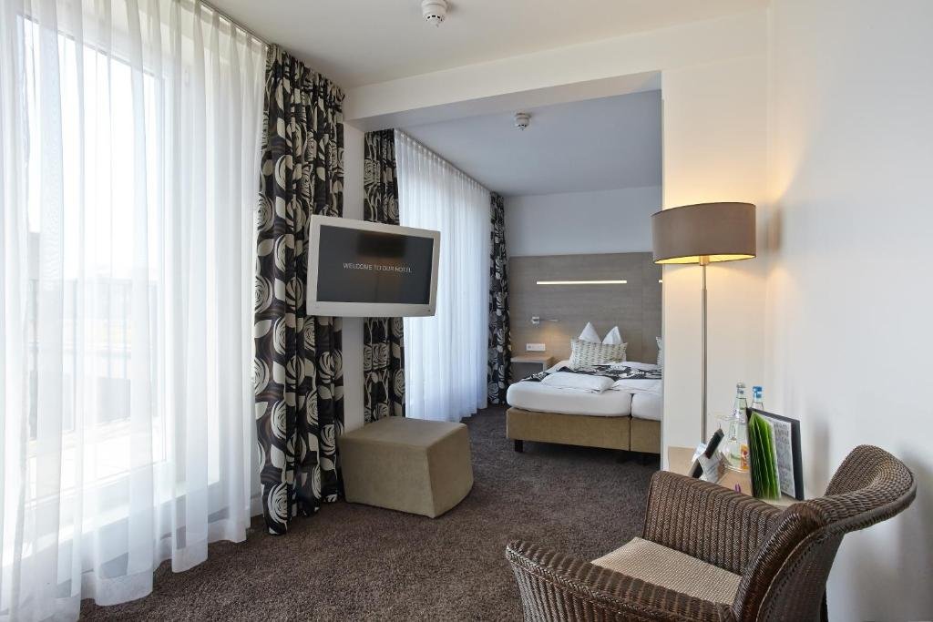 Фото Hotel Demas City