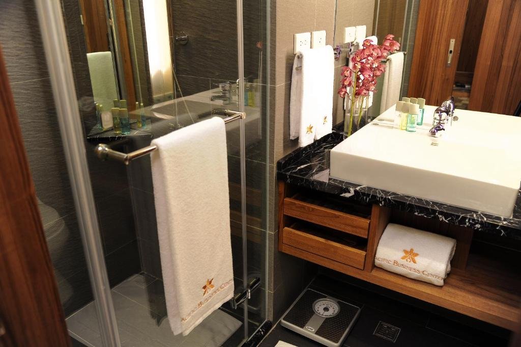 Фото Pacific Business Hotel