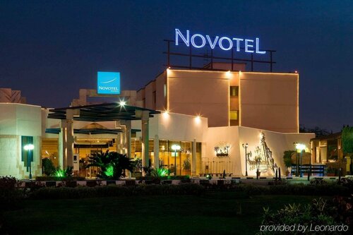 Гостиница Novotel Cairo Airport в Каире