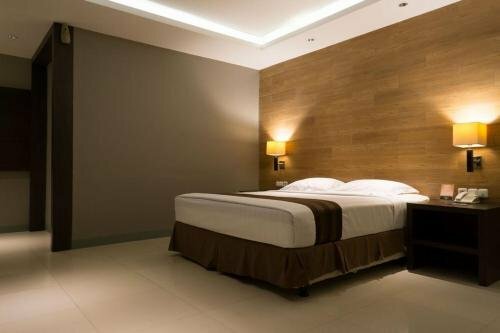 Гостиница Hotel Asri Plaza Asia Tasikmalaya в Тасикмалая