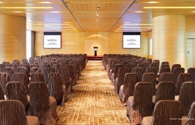 Фото Novotel Hong Kong Citygate