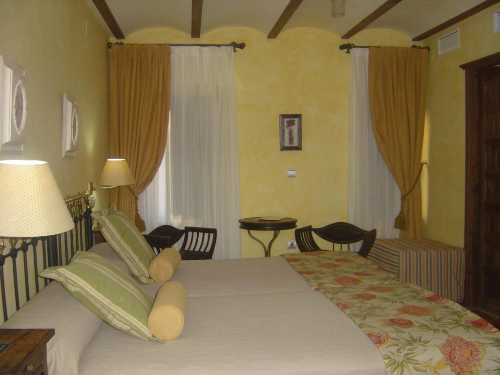 Фото Hotel Cetina Palacio de los Salcedo