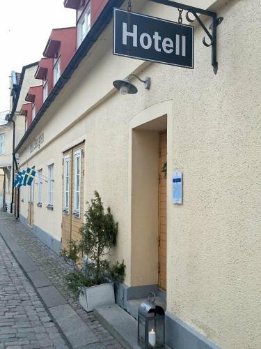Гостиница Hotell Stenugnen в Висбю