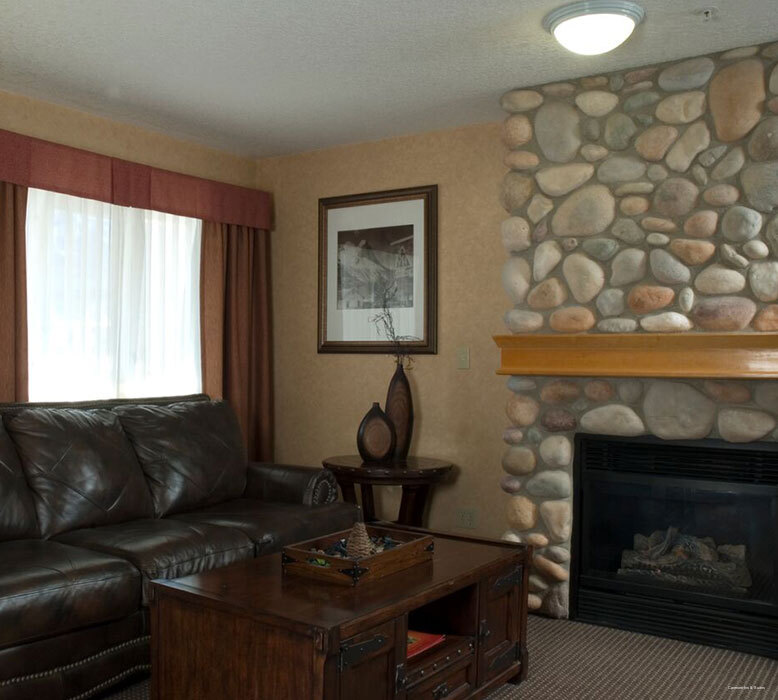 Фото Canmore Inn & Suites