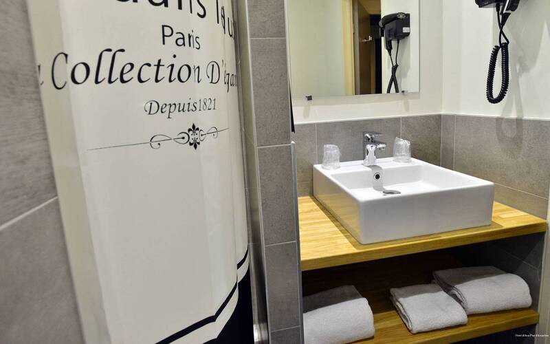 Фото greet hotel La Teste Bassin d' Arcachon