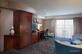Фото Courtyard by Marriott Fayetteville