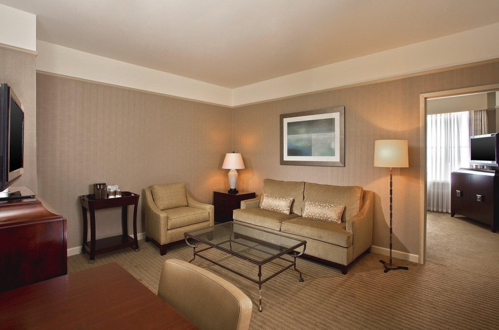 Фото The Westin Poinsett Greenville