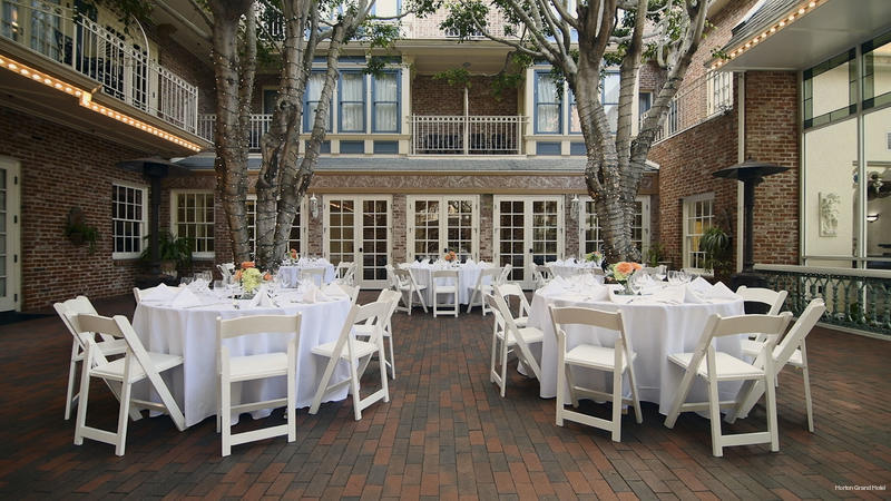 Фото The Horton Grand Hotel