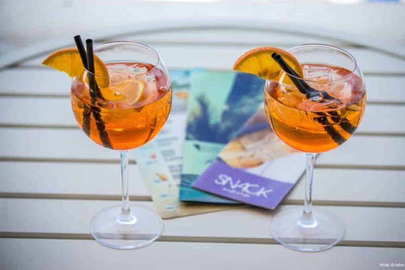 Фото Royal Ariston Hotel