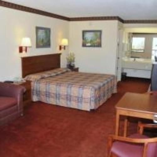 Фото FairBridge Inn & Suites Hawkinsville