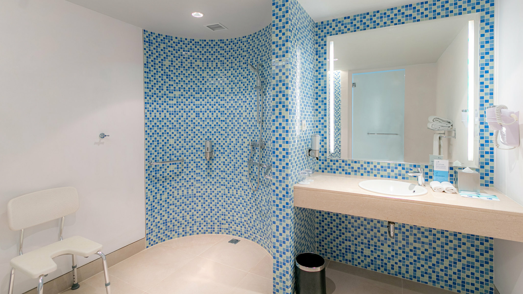 Фото Holiday Inn Express Baruna Bali