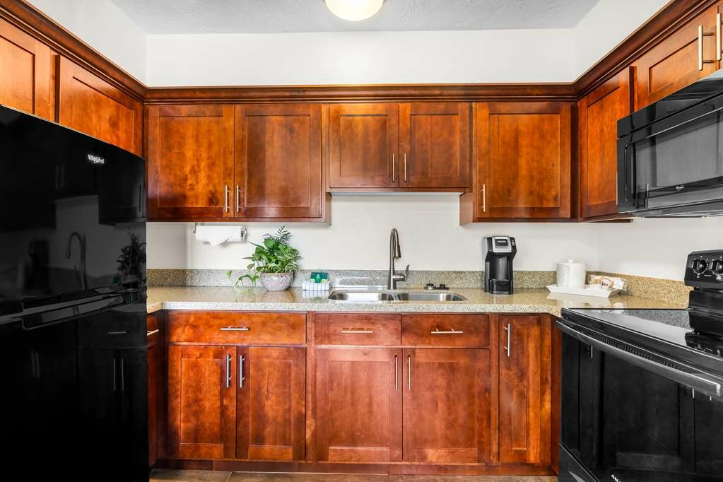 Фото Best Western Driftwood Inn