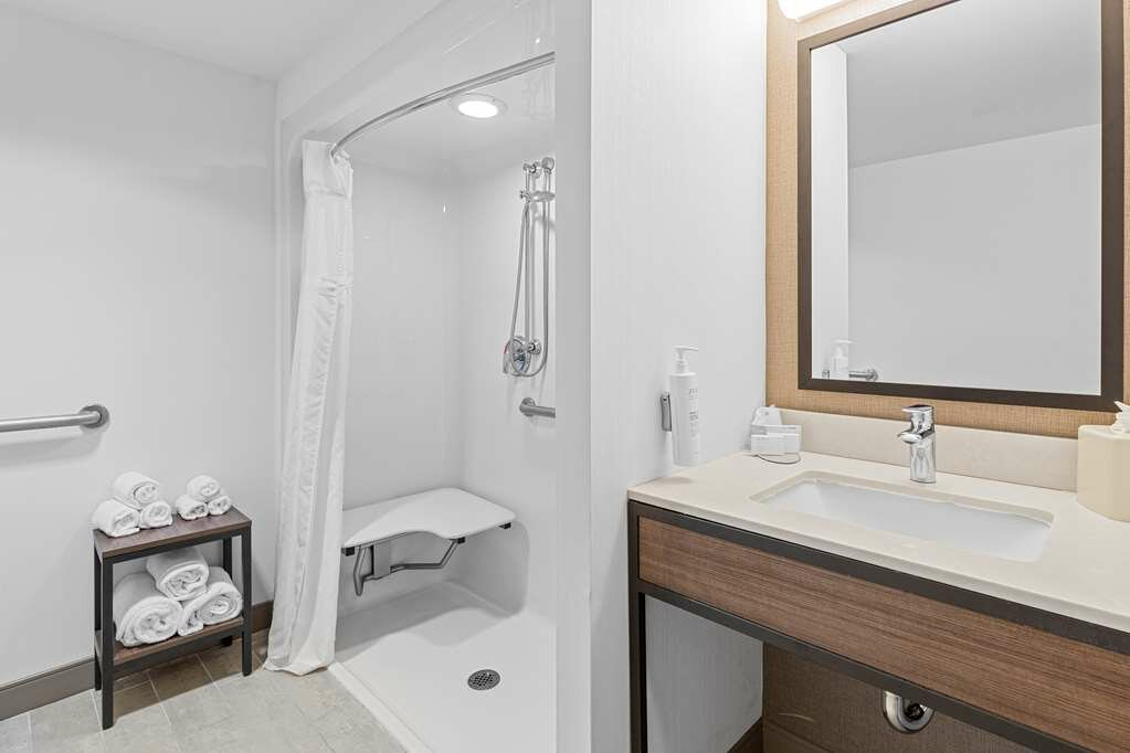Фото Hilton Garden Inn Syracuse