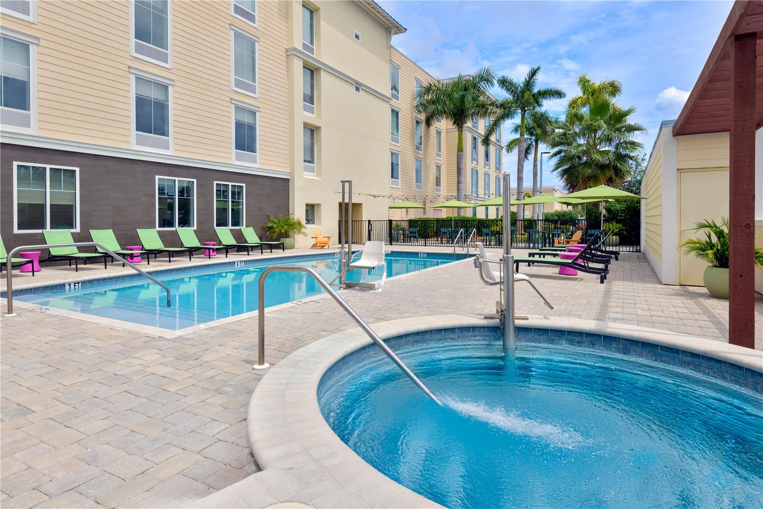 Фото Home2 Suites by Hilton Nokomis Sarasota Casey Key