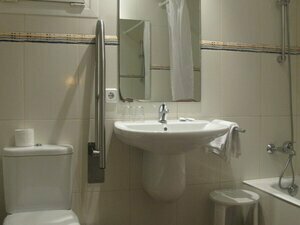 Гостиница Hotel Europa в Жироне