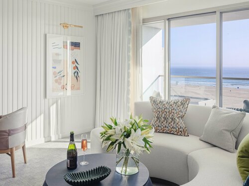 Гостиница Regent Santa Monica Beach в Санта Монике
