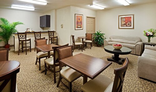 Гостиница Holiday Inn Hotel & Suites Beaufort at Highway 21, an Ihg Hotel в Бофорте