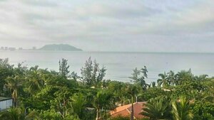 отель Sanya Seacube Holiday Hotel
