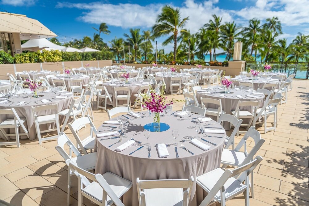 Фото Hyatt Regency Waikiki Beach Resort & SPA
