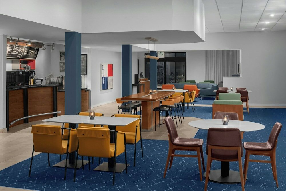 Фото Courtyard by Marriott Fort Lauderdale East/Lauderdale-by-the-Sea