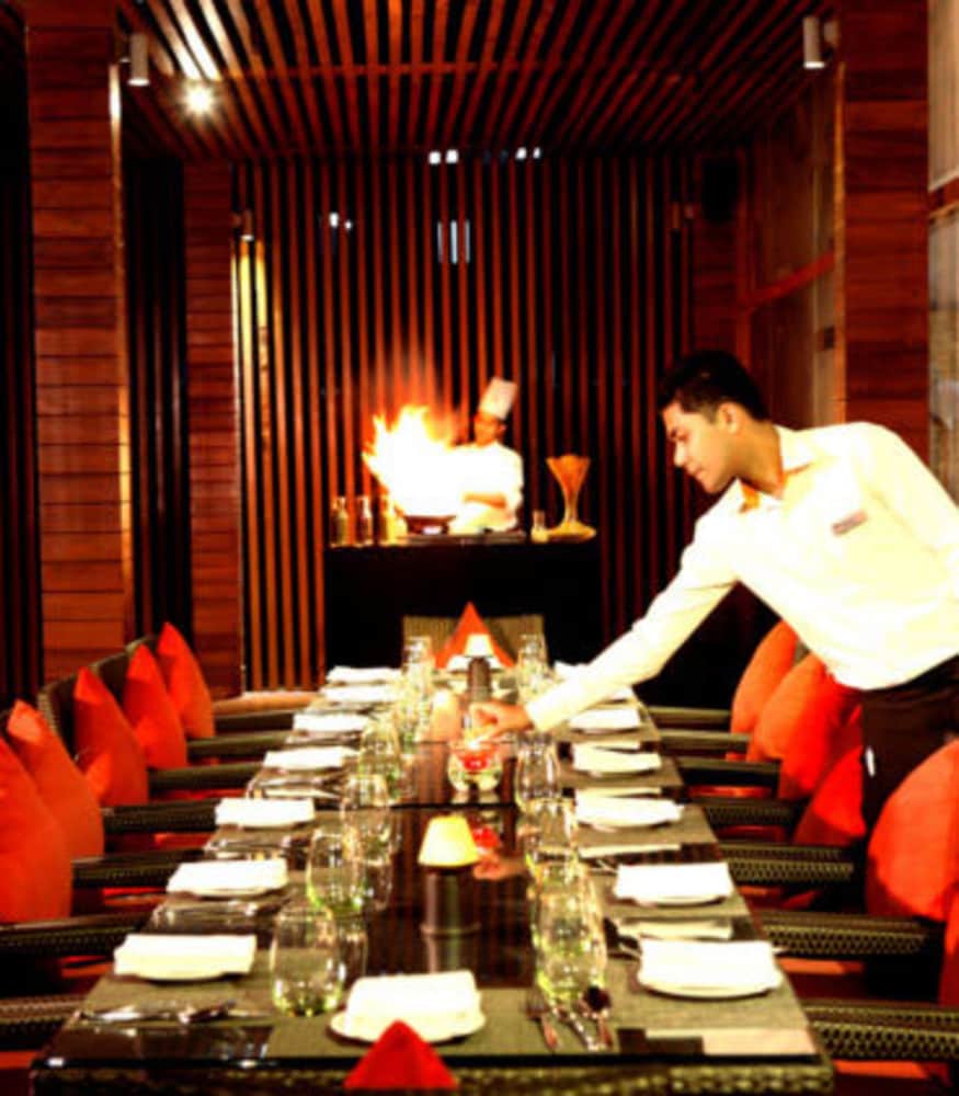 Фото Crowne Plaza Pune City Centre, an Ihg Hotel