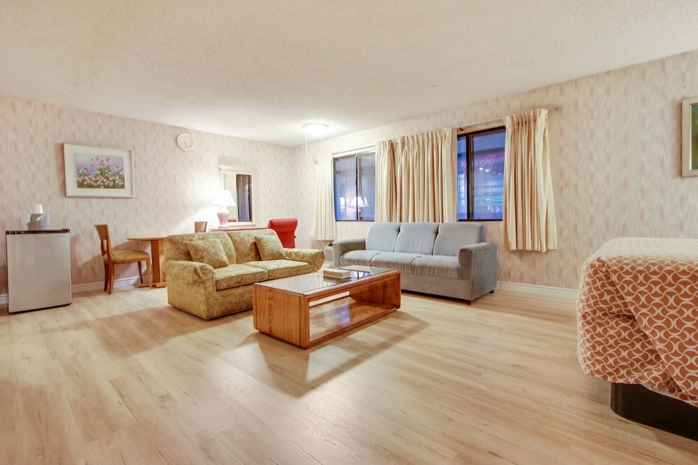 Фото Rotex Western Inn