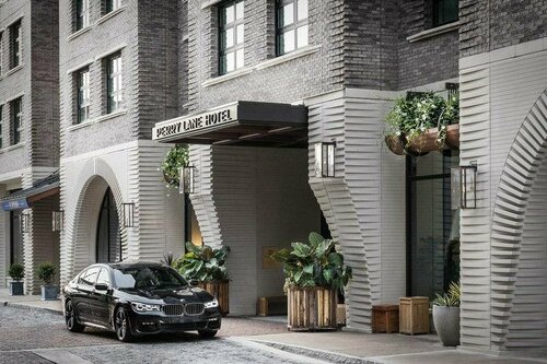 Гостиница Perry Lane Hotel, A Luxury Collection Hotel, Savannah в Саванне