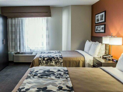 Гостиница Spark by Hilton Spring Lake Fayetteville в Спринг Лейк