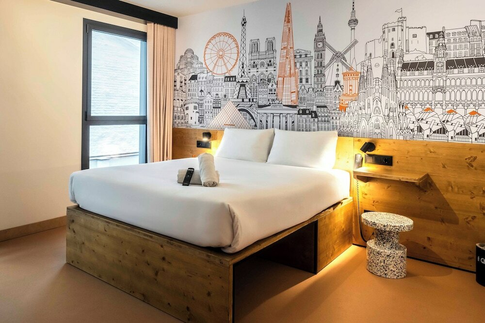 Фото EasyHotel Barcelona La Sagrera