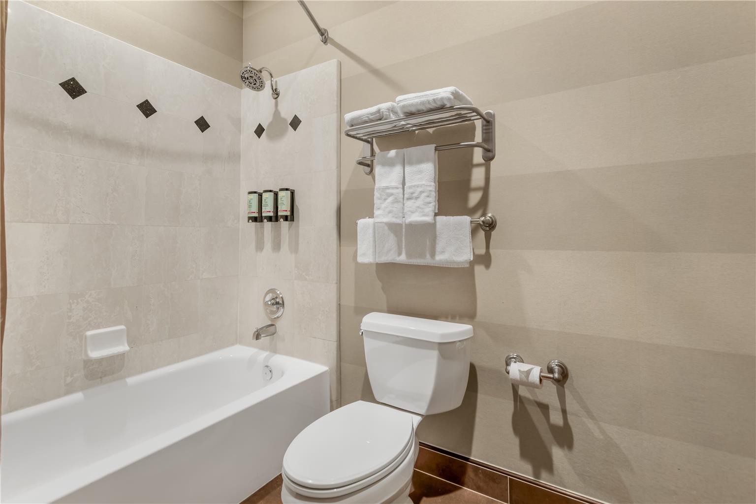 Фото Best Western Plus Brookside Inn