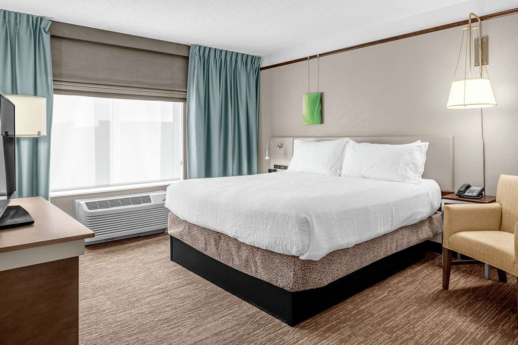 Фото Hilton Garden Inn Wilmington Mayfaire Town Center