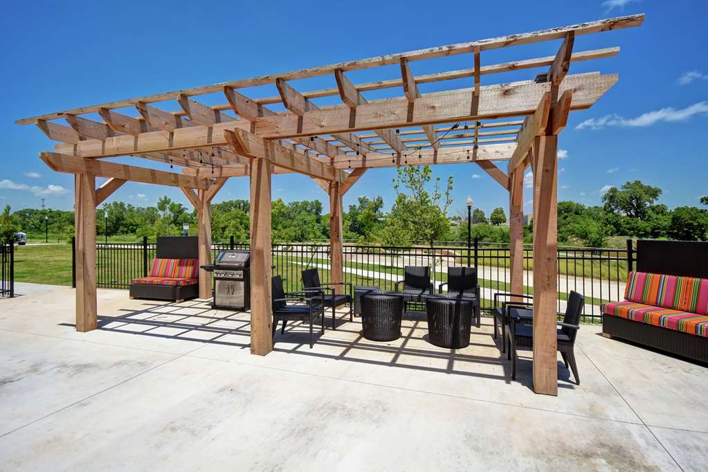 Фото Home2 Suites by Hilton Oklahoma City Airport
